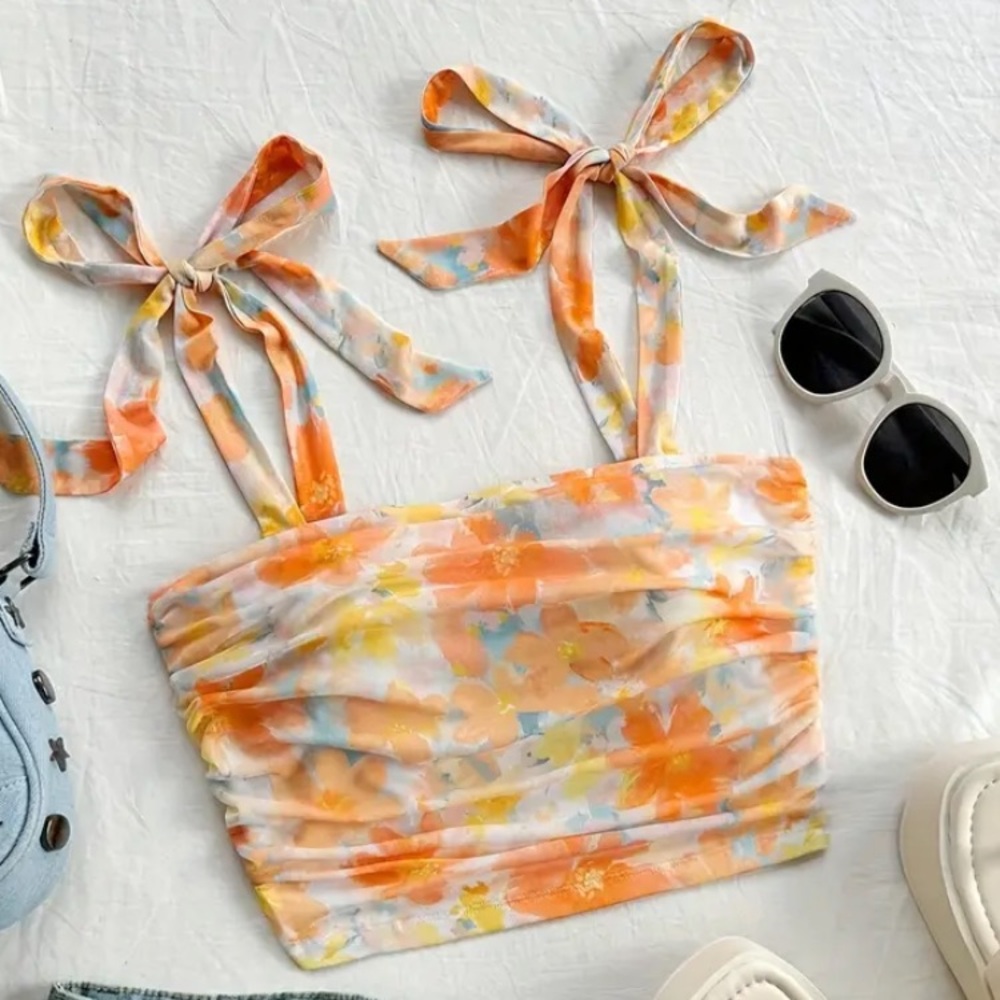 5/$25 NWOT Floral tank top